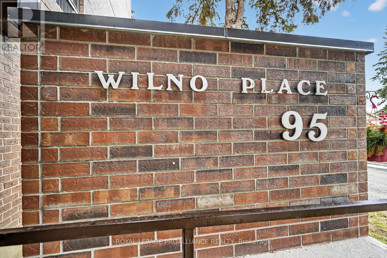 502 - 95 WINDSOR DRIVE