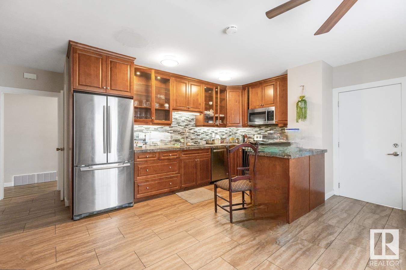 11442 101 ST NW