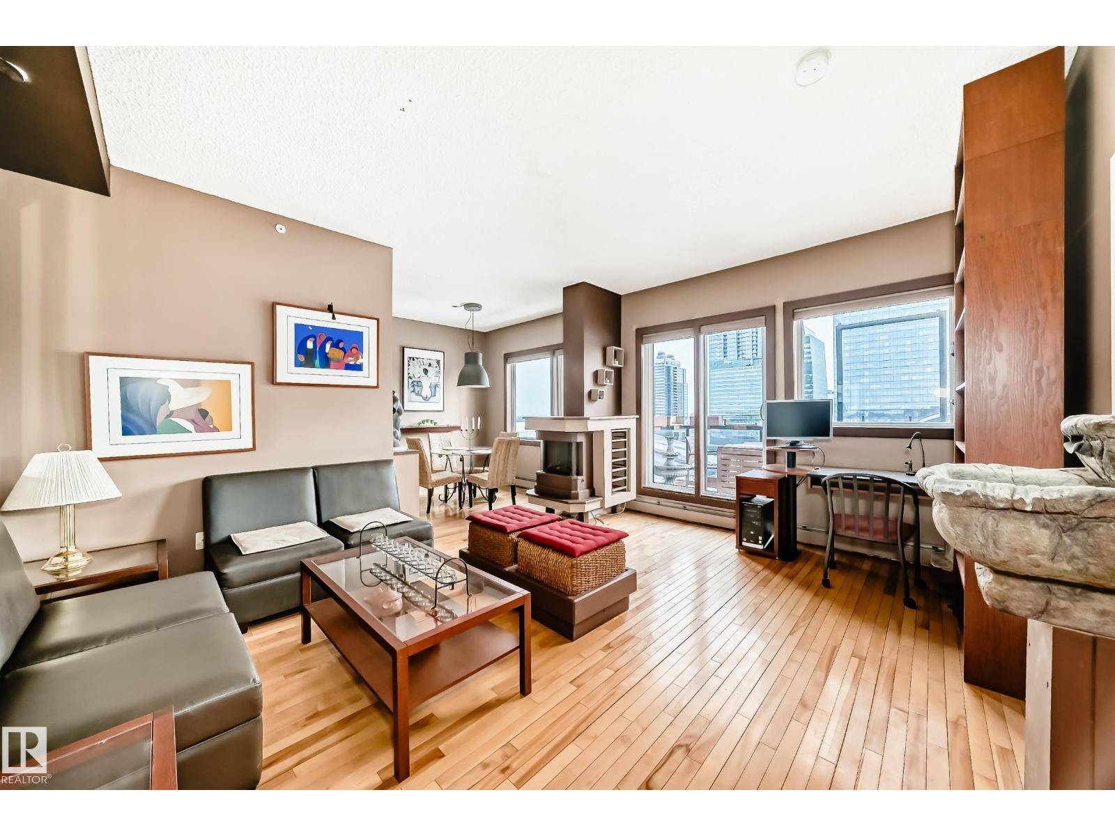 #2006 10303 105 ST NW