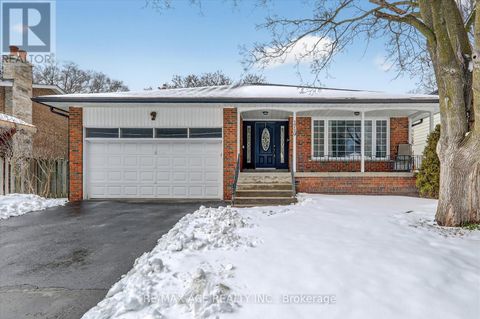 1719 VALENTINE GARDENS Mississauga (Clarkson) ON L5J1H4