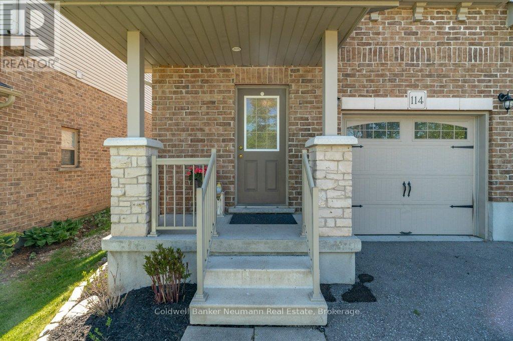 114 CREIGHTON AVENUE
