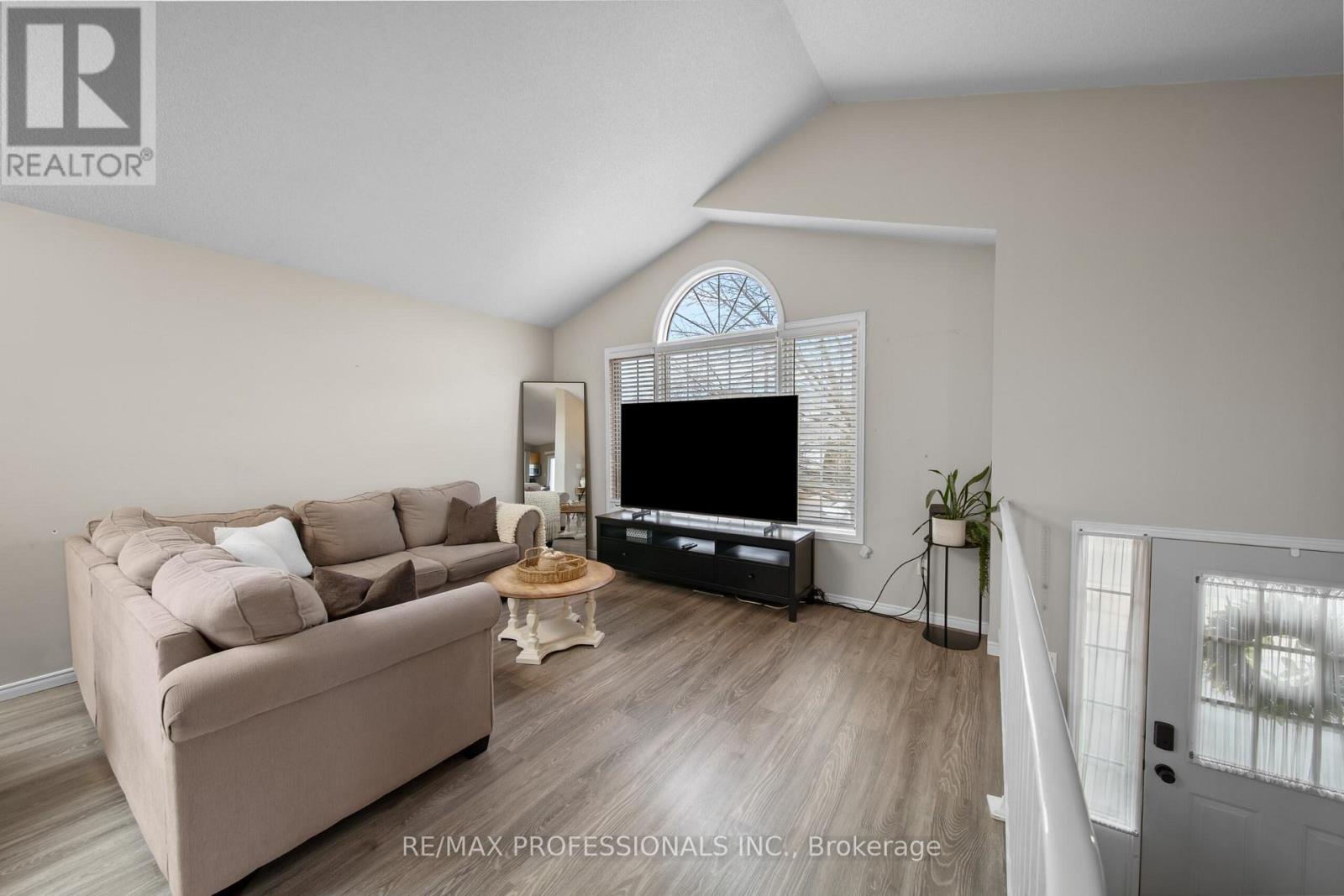 522 TRICO DRIVE