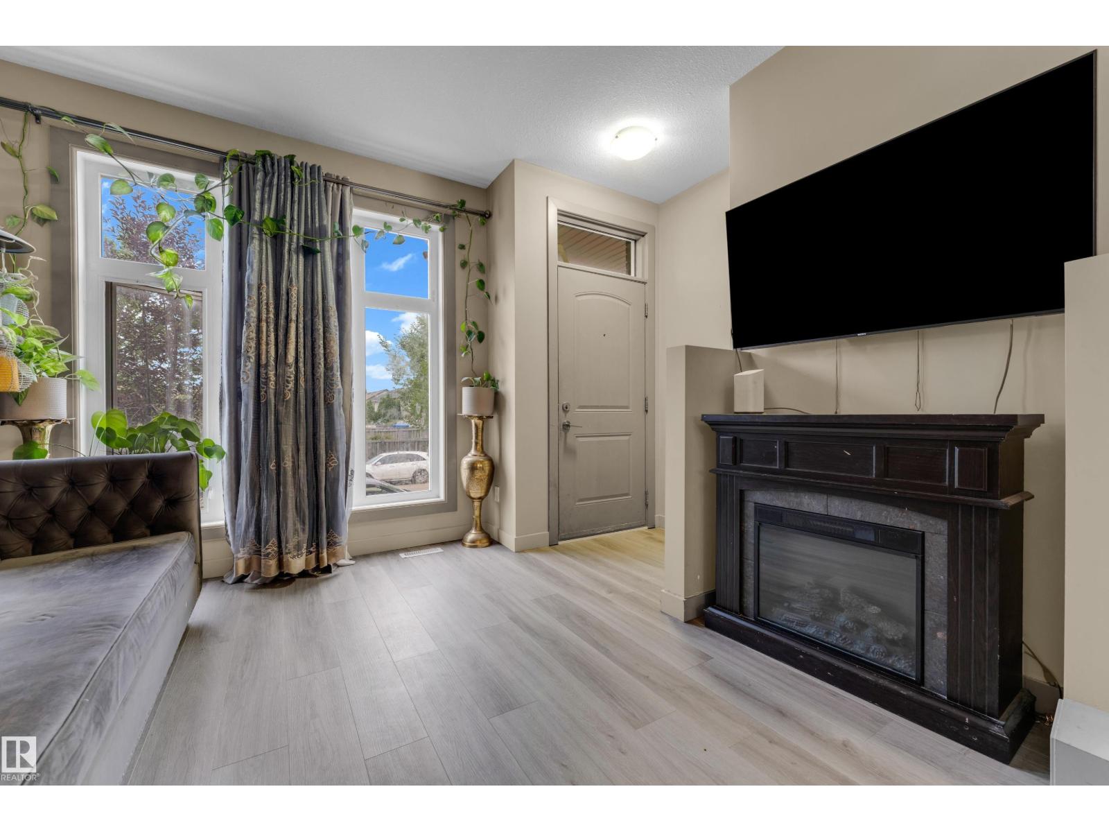 2107 CASSELMAN LI SW
