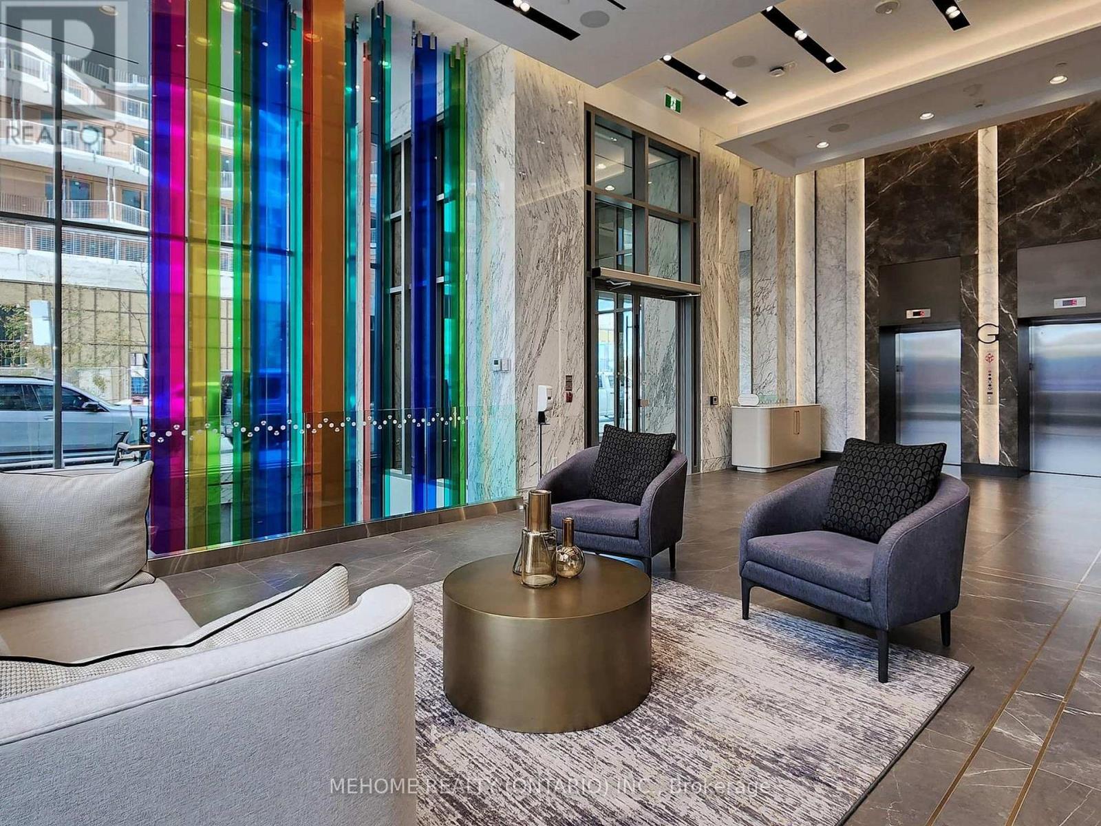 322 - 118 MERCHANTS' WHARF AVENUE