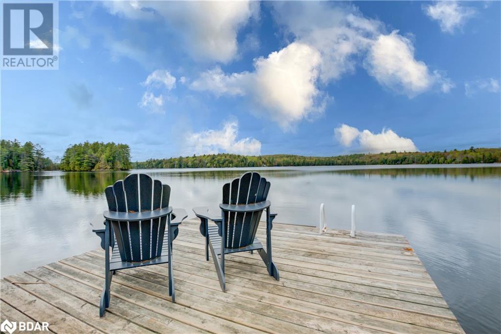 1105 LAKESHORE ROAD Road