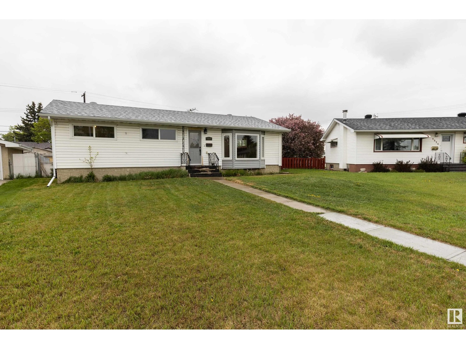 9104 130 AV NW