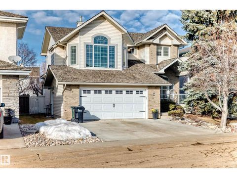 9 NOTTINGHAM BA Sherwood Park AB T8A5Z6