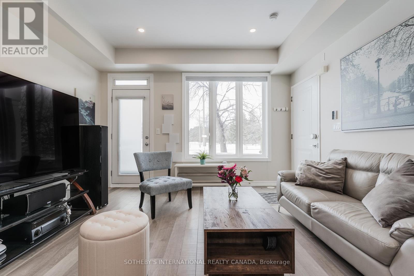 148 - 50 CARNATION AVENUE