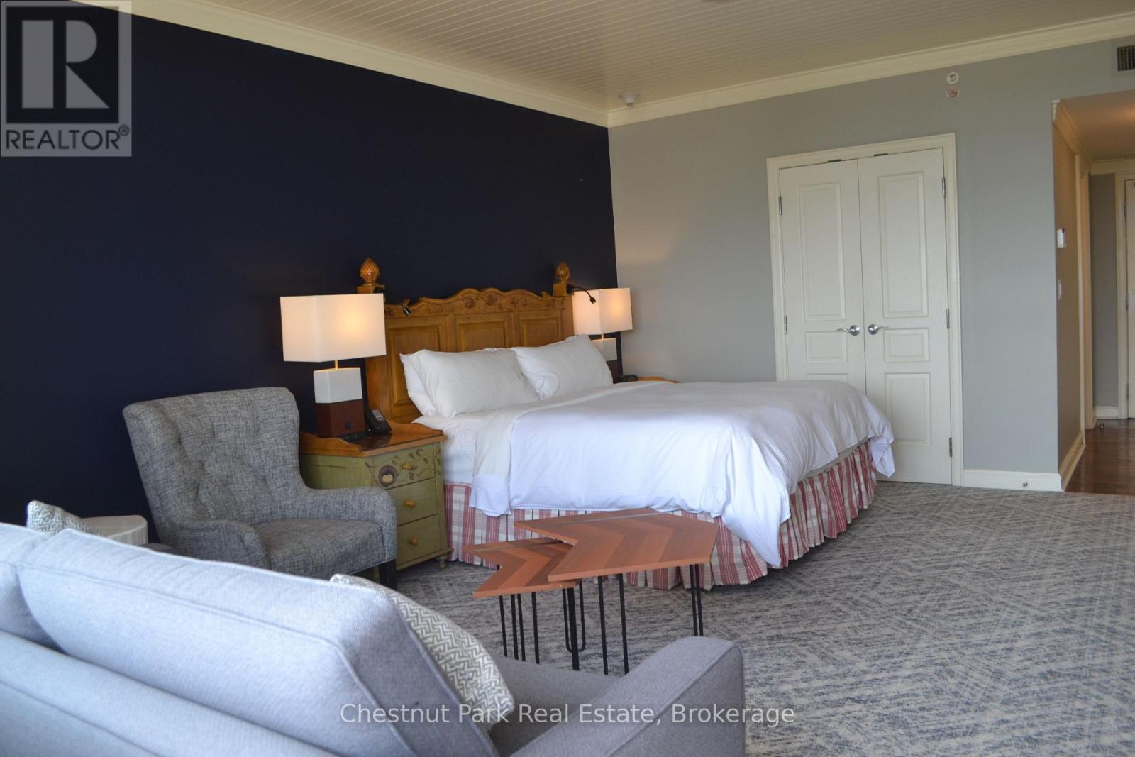 1245 - 1050 PAIGNTON HOUSE ROAD