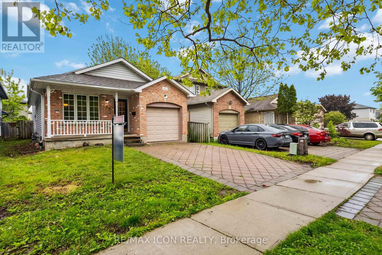 238 FLEMING DRIVE