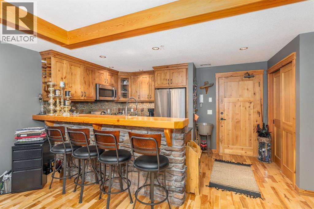 2207, 101B Stewart Creek Landing