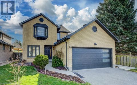 53 COWAN Boulevard Cambridge ON N1T1E6