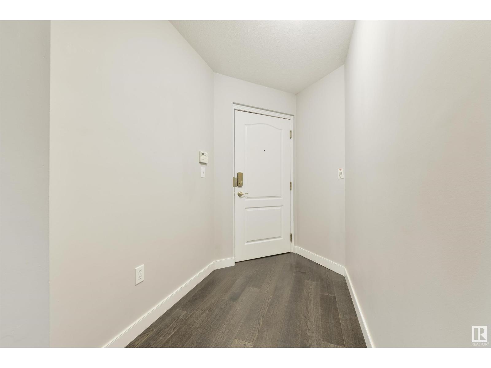 #305 7725 108 ST NW