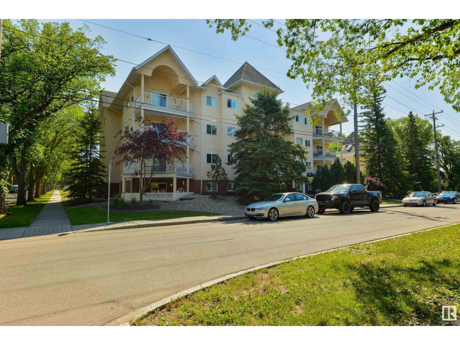 #305 7725 108 ST NW