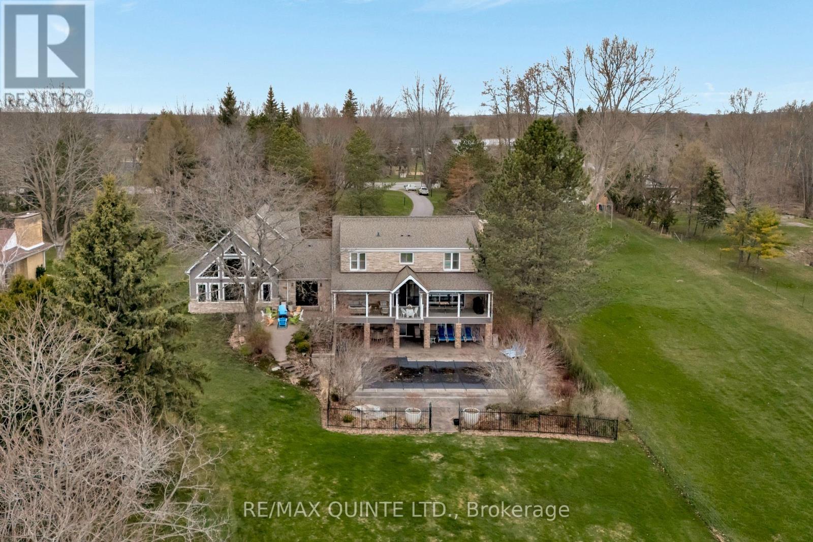 658 OLD HIGHWAY 2