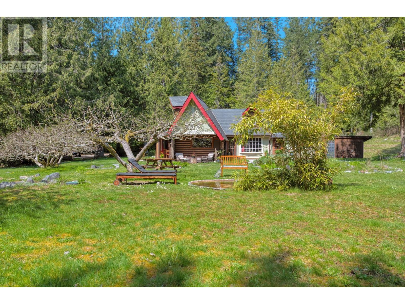 1546 LOCKYER ROAD