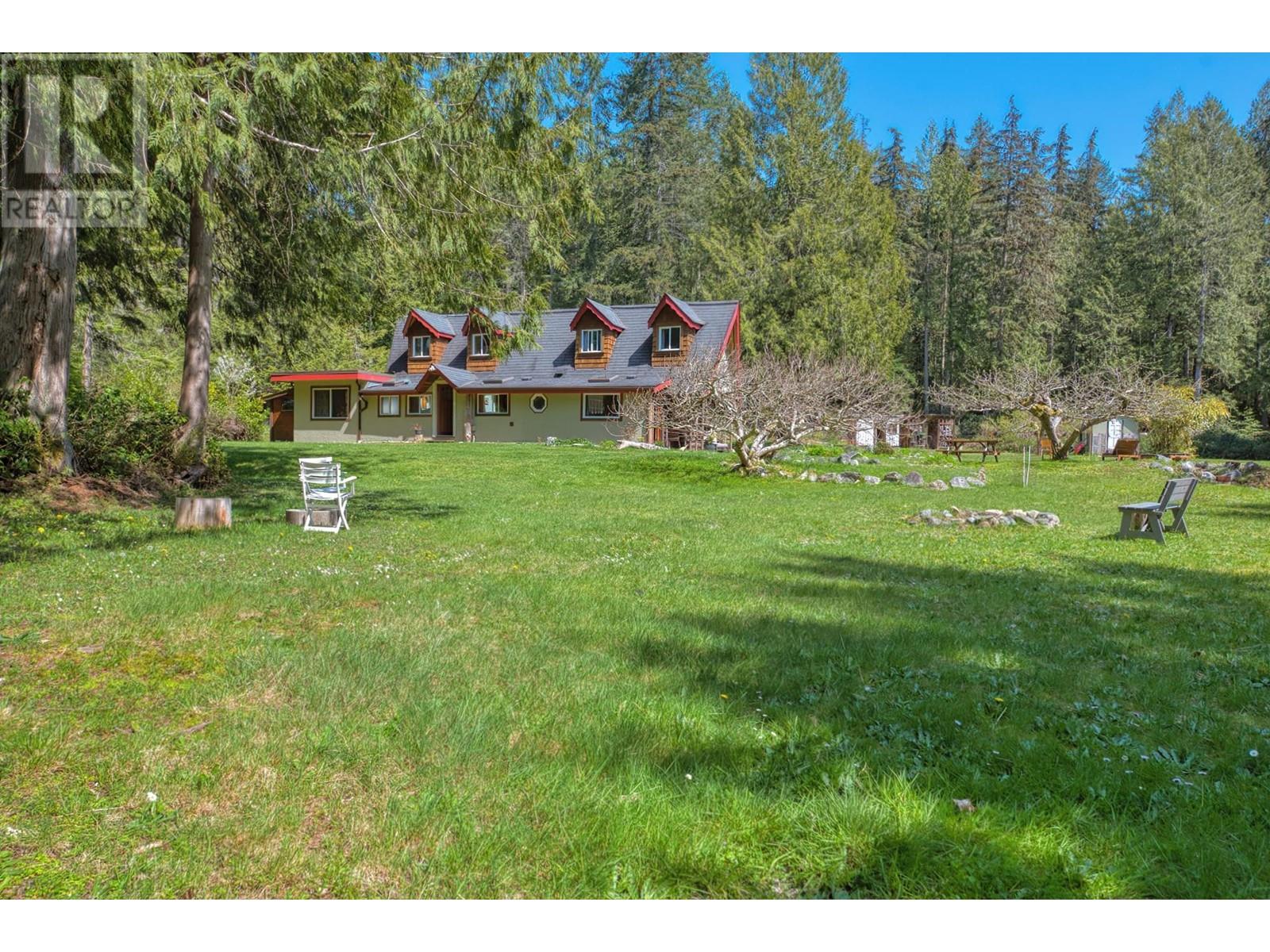 1546 LOCKYER ROAD