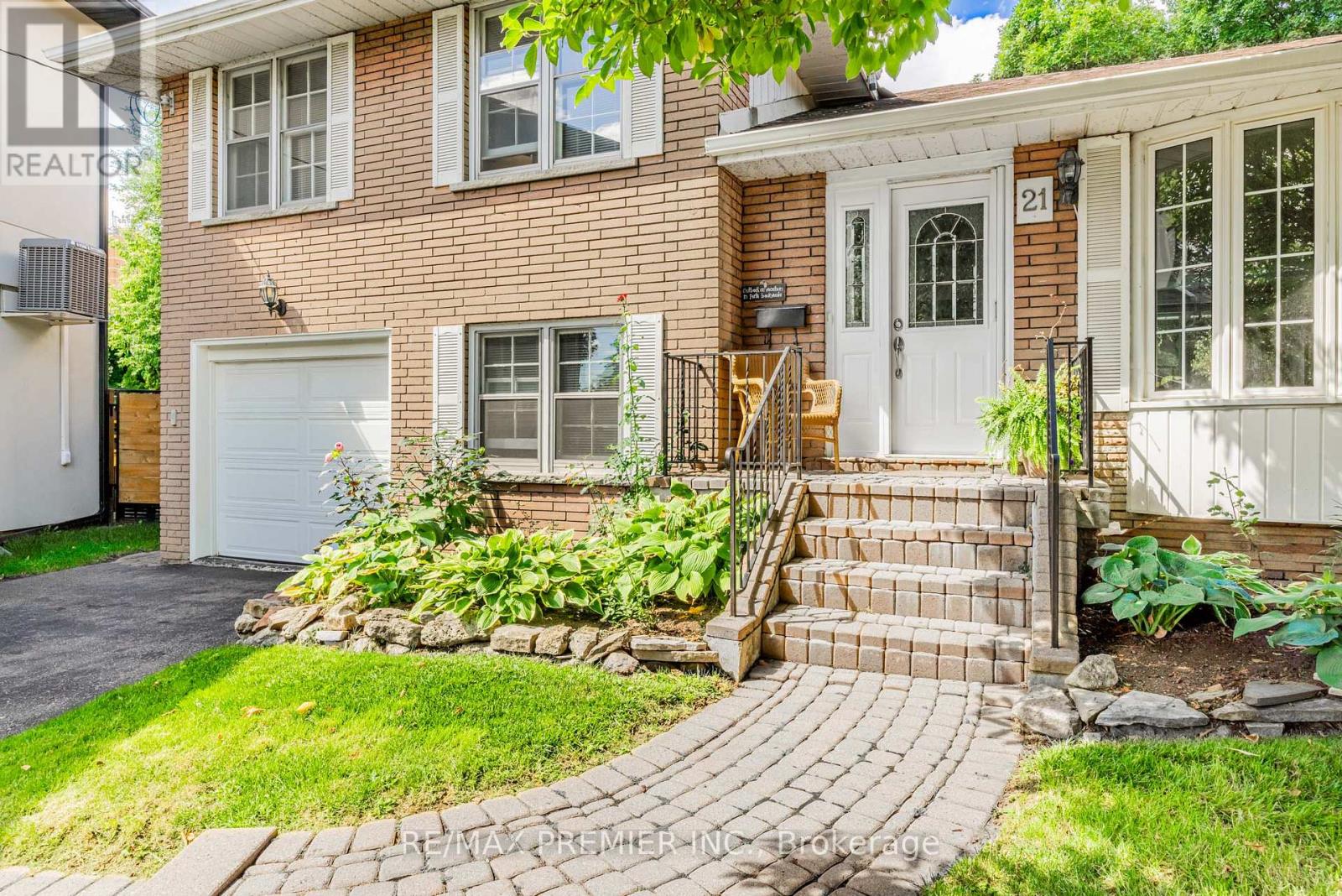 21 HALBADIER PLACE