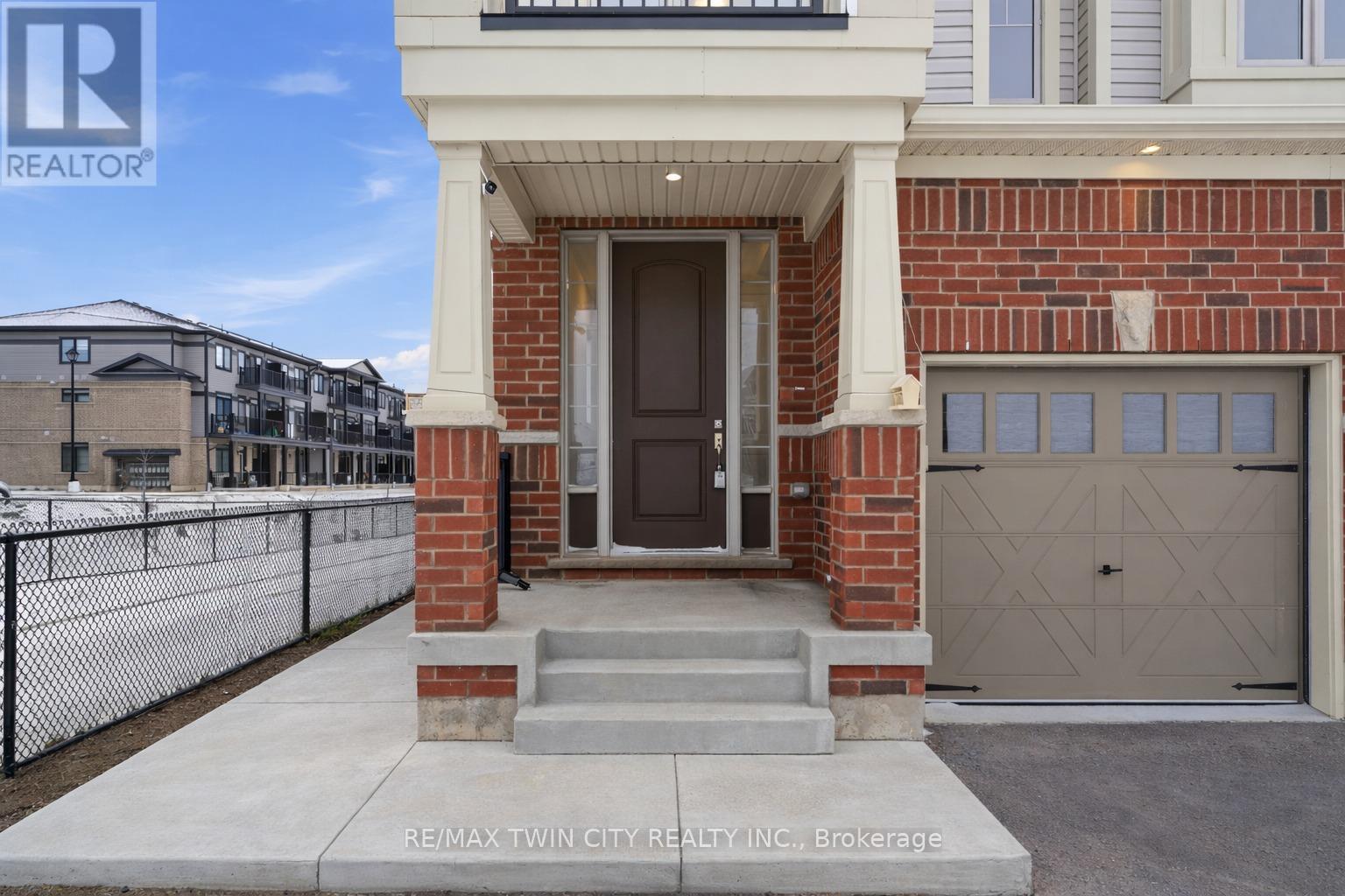 624 BECKVIEW CRESCENT