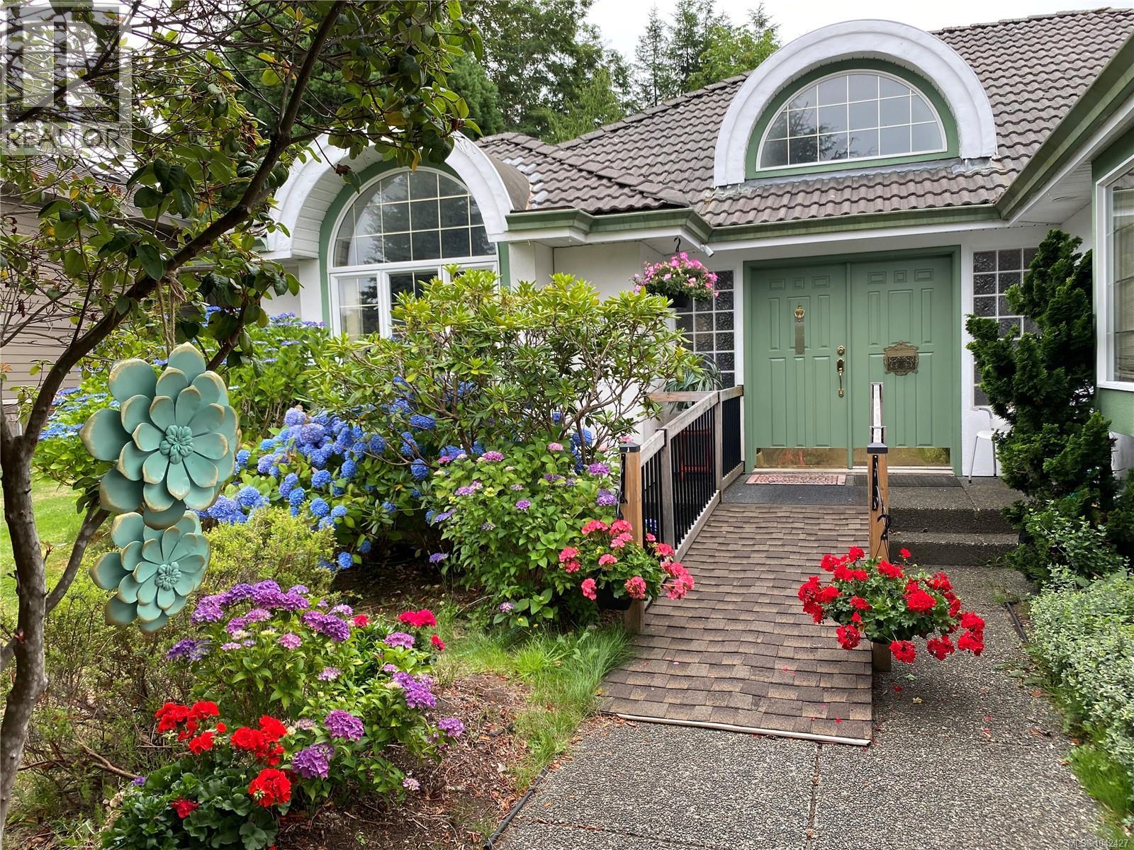 1991 Fairway Dr