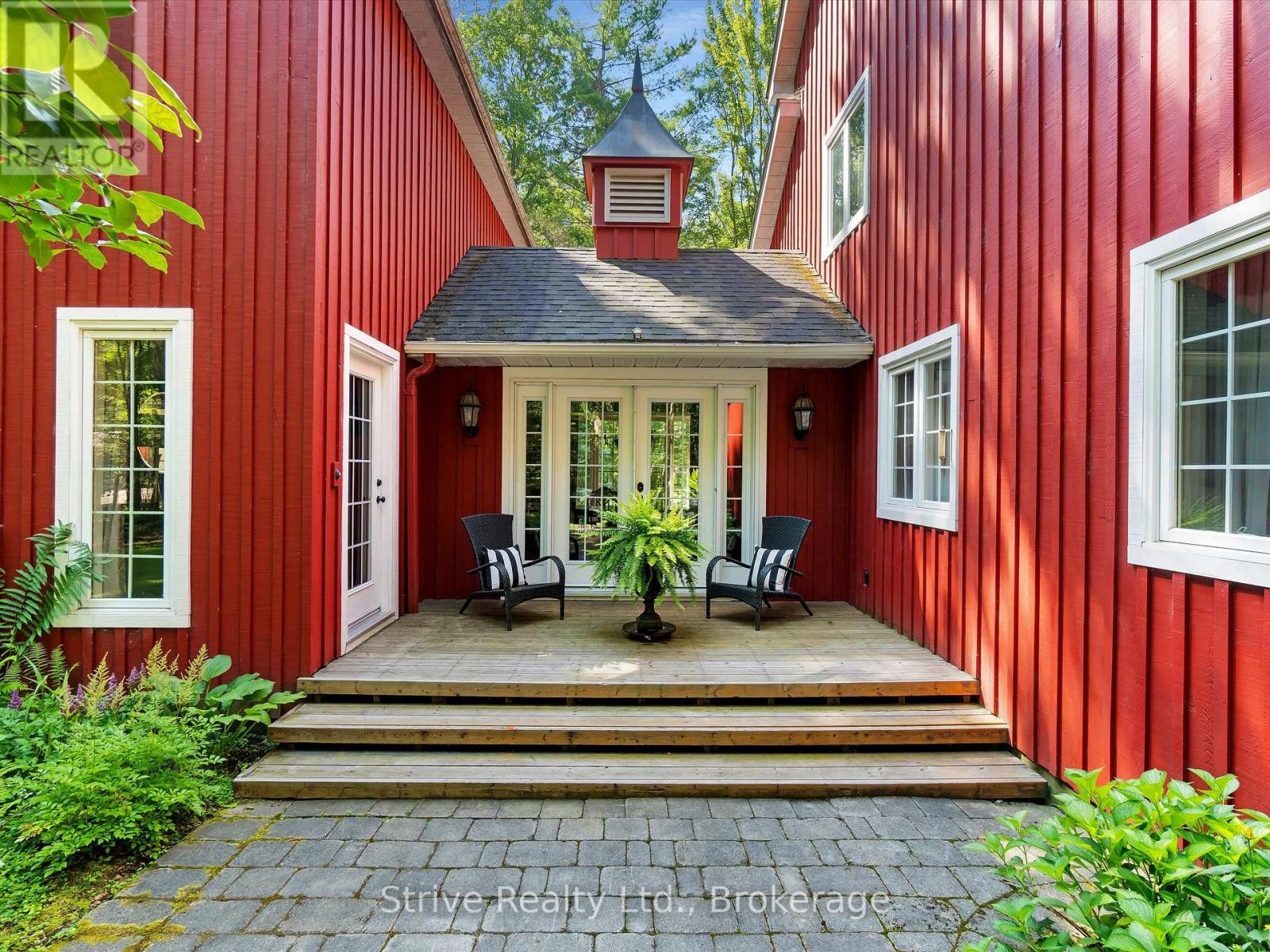 1035 GEORGE ROAD