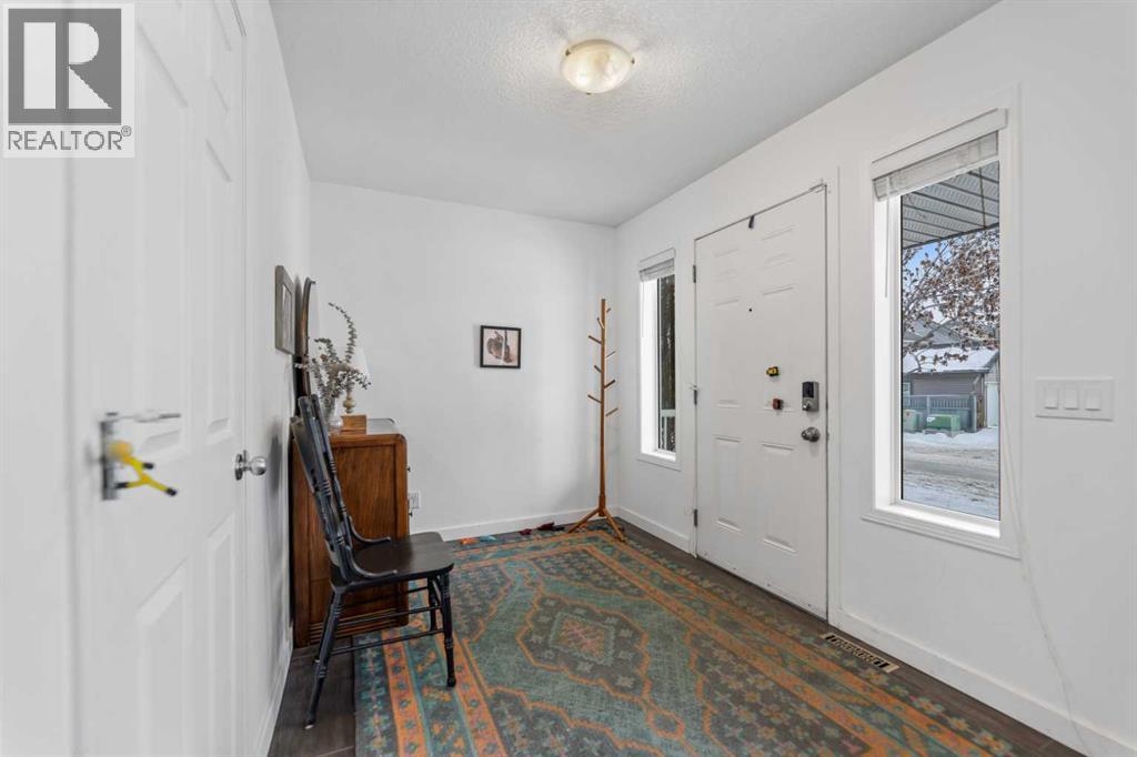 4382 Elgin Avenue SE