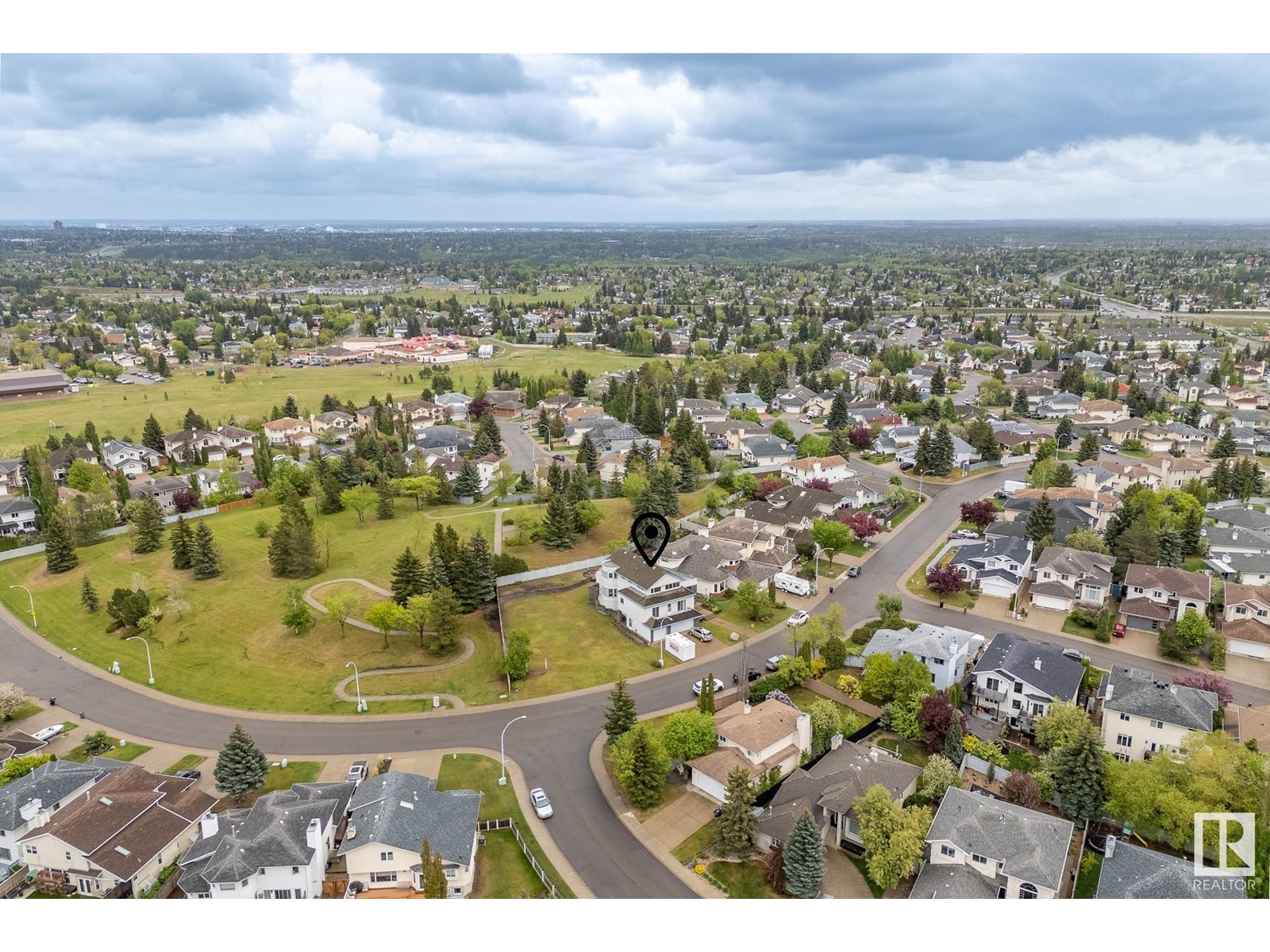333 REEVES WY NW