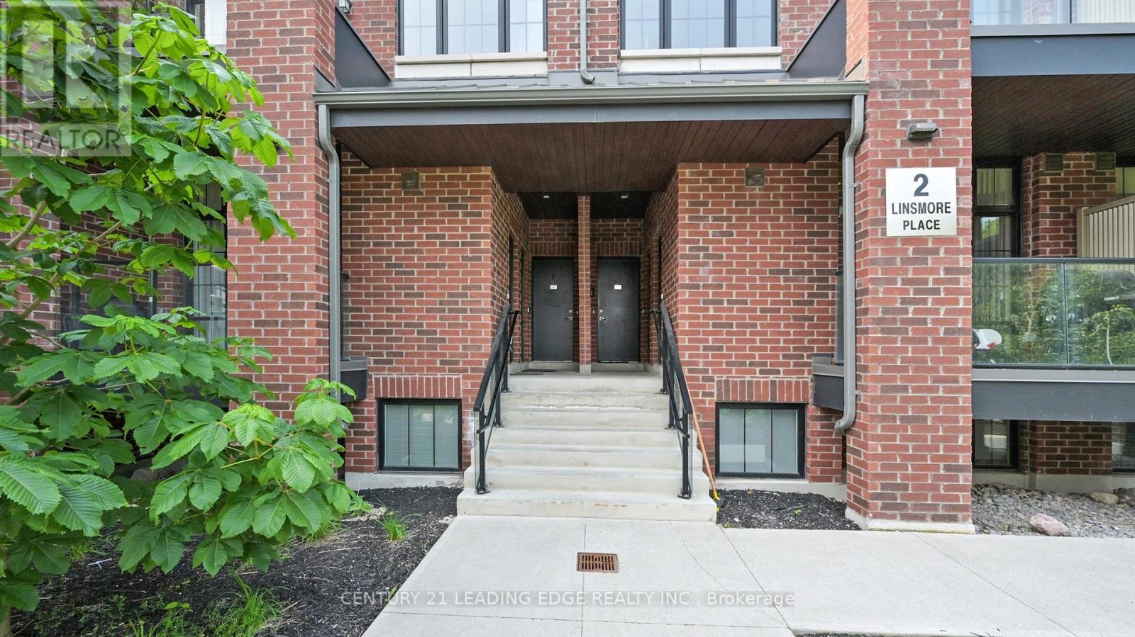 304 - 2 LINSMORE PLACE