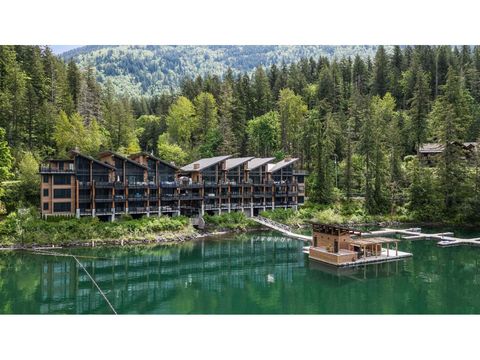 302 3175 COLUMBIA VALLEY ROAD|Cultus Lake North Chilliwack BC V2R6C2