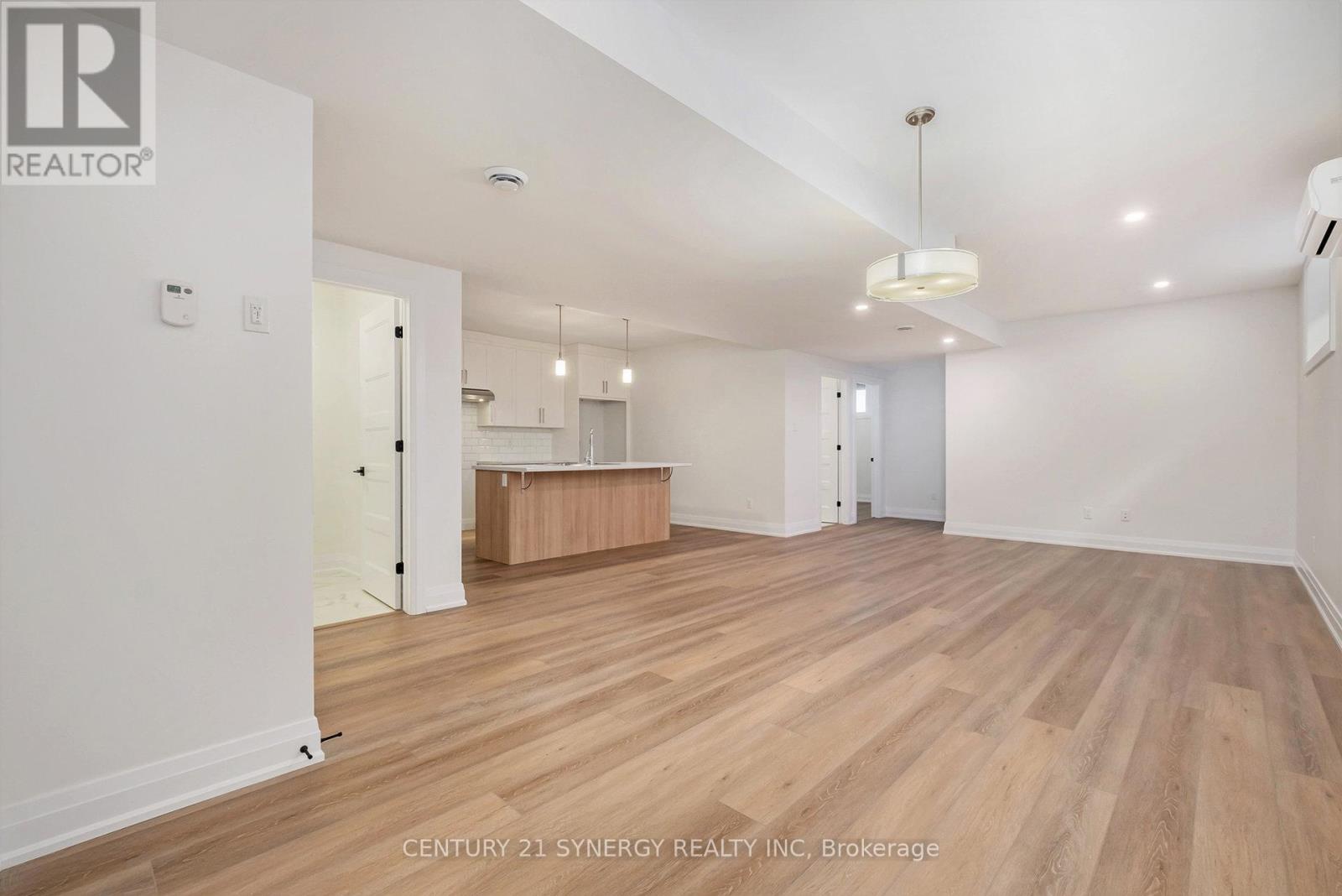 B - 253 ARGILE STREET