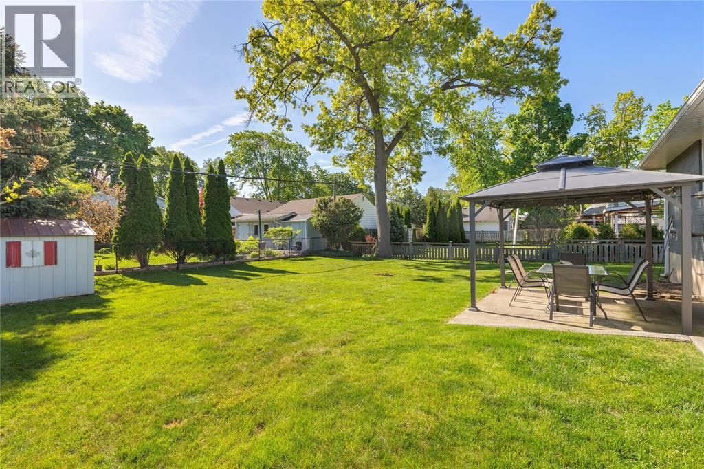 1272 CORAL WAY