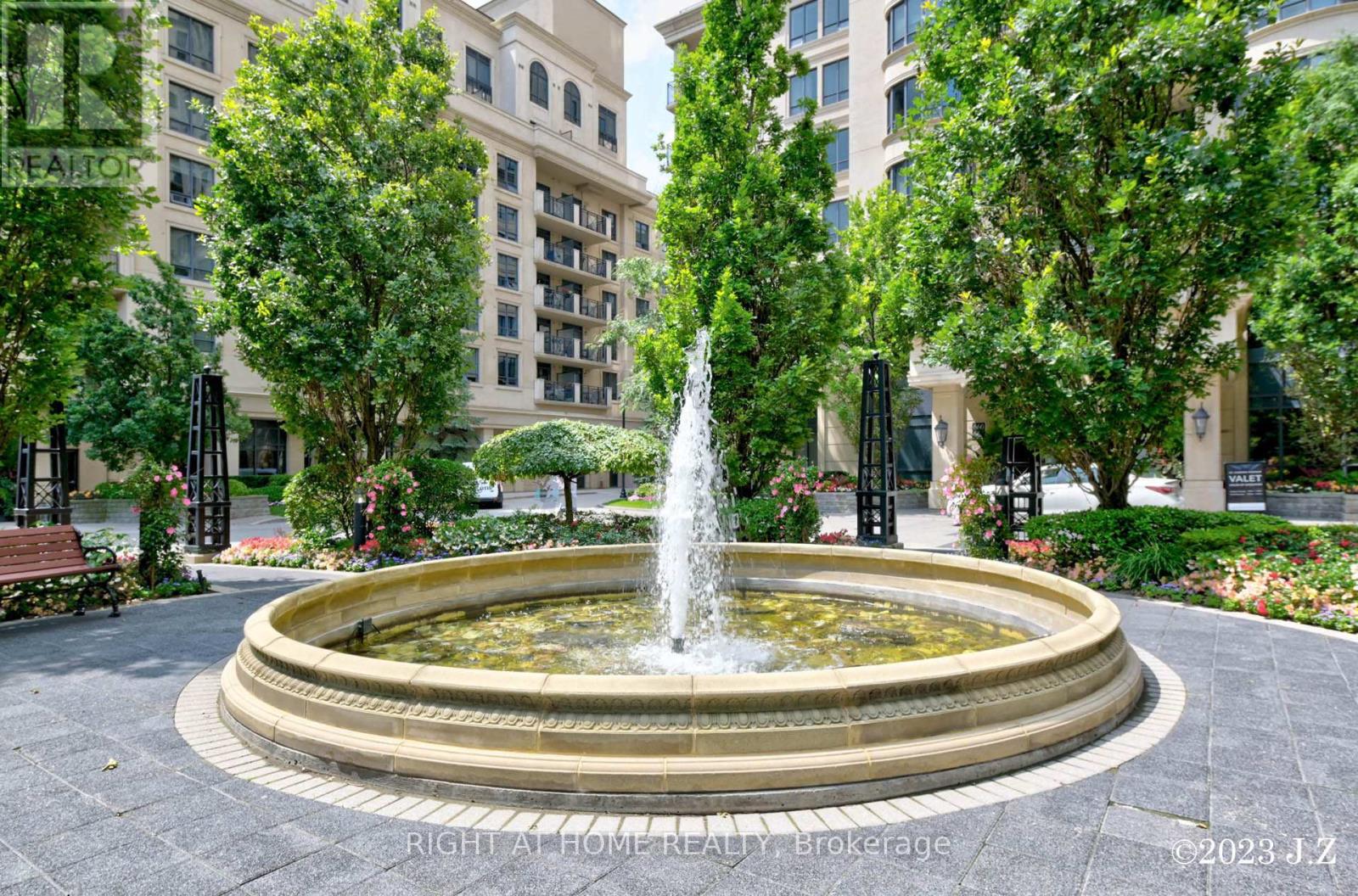 PH15 - 650 SHEPPARD AVENUE E