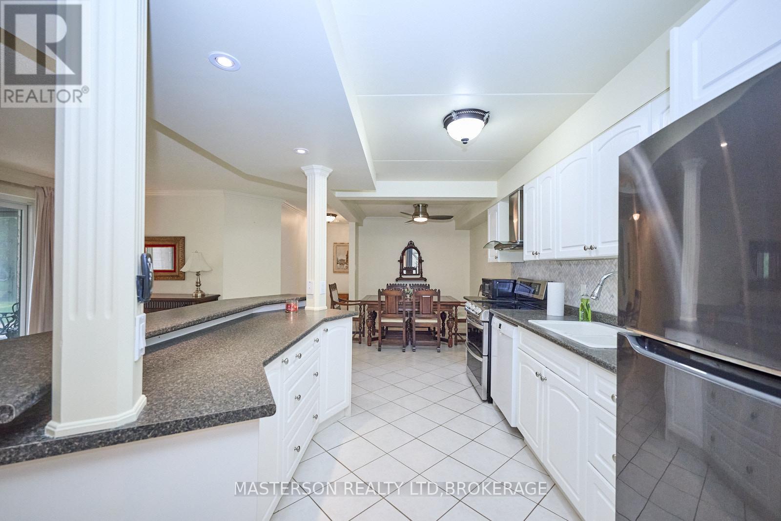 121 - 4658 DRUMMOND ROAD S