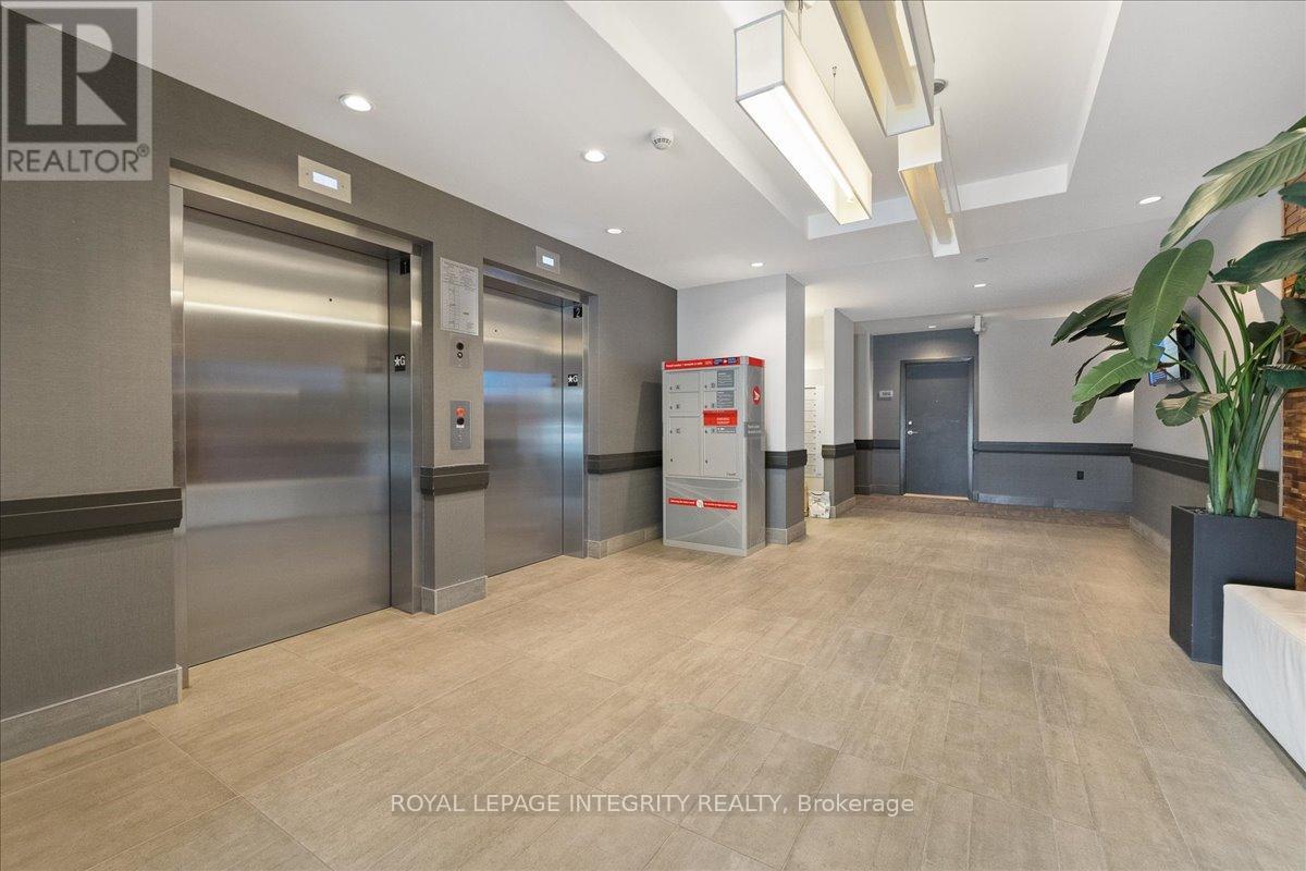 412 - 120 PRESTIGE CIRCLE