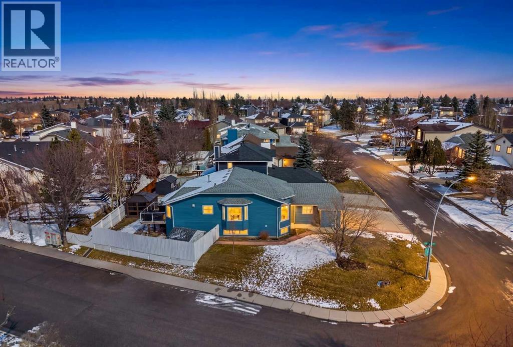 276 Riverside Mews SE