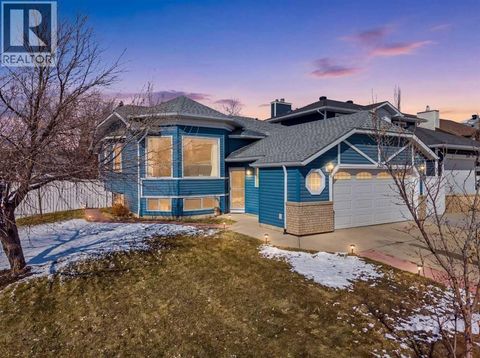 276 Riverside Mews SE Calgary AB T2C3Y8