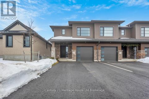 33 MARTIN STREET Tillsonburg ON N4G0K3