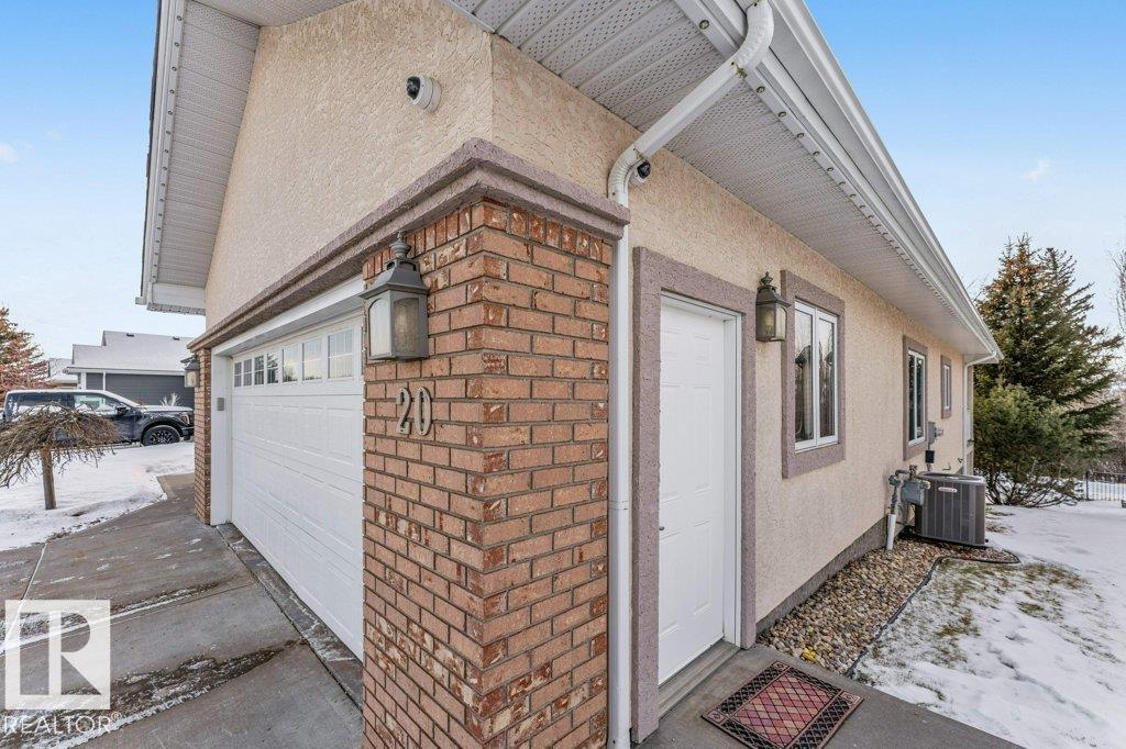 #20 18343 LESSARD RD NW