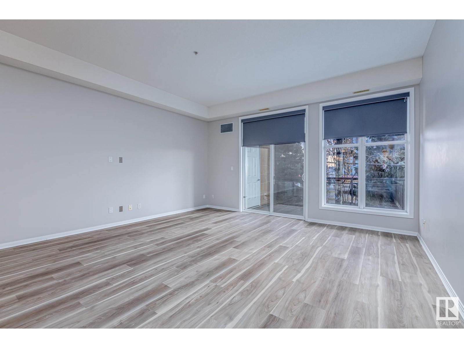#220 10531 117 ST NW