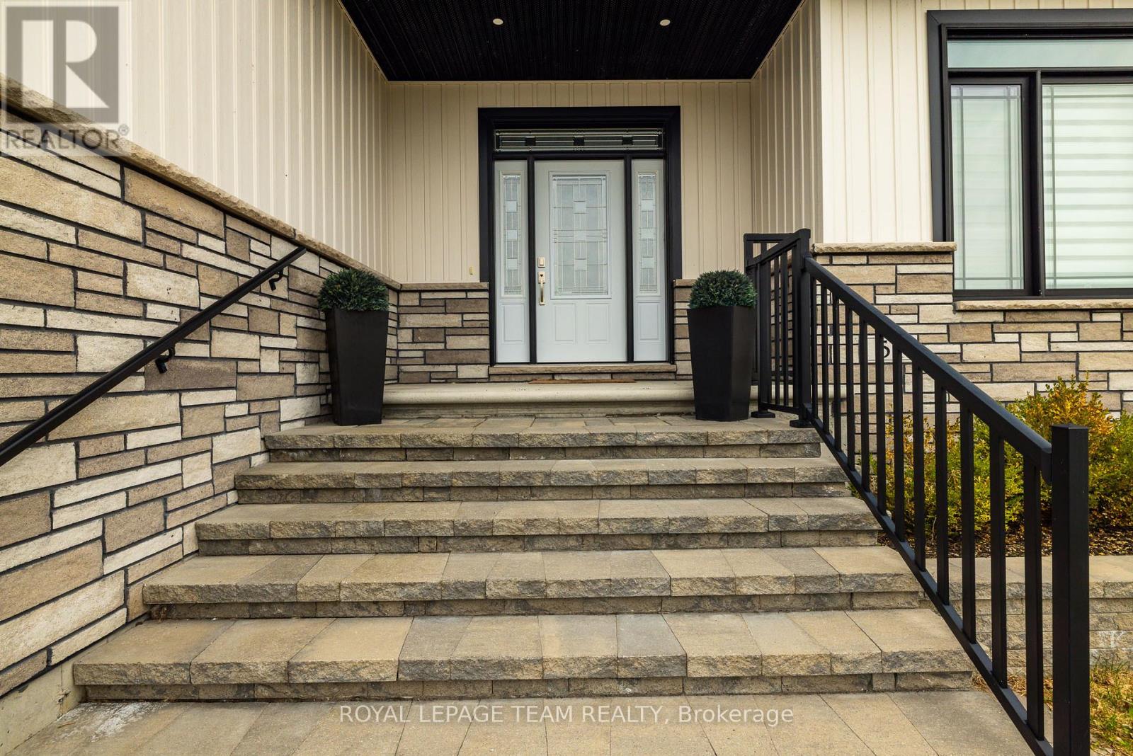 51 WESTERRA WAY