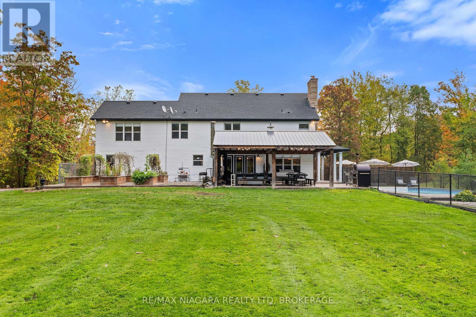 51268 TUNNACLIFFE ROAD S