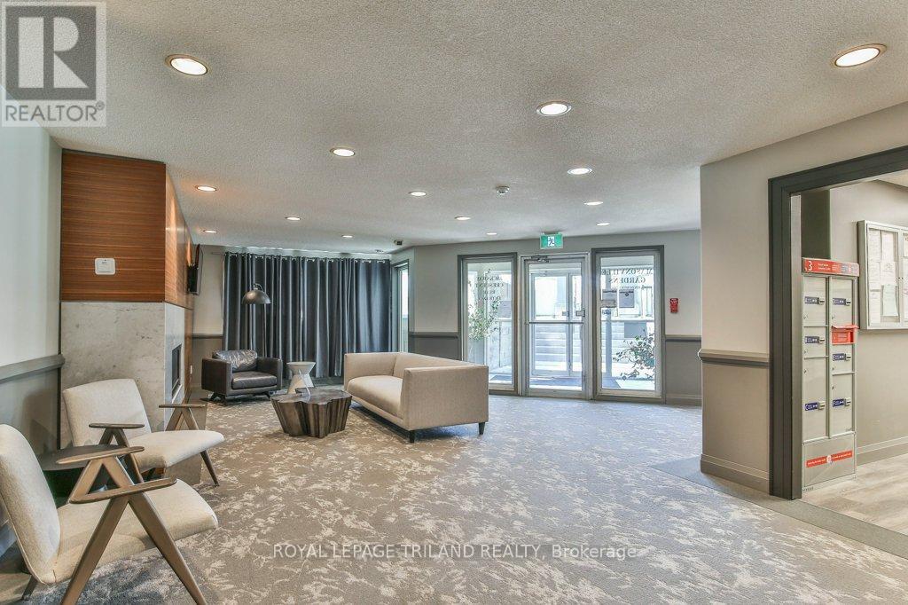104 - 5 JACKSWAY CRESCENT