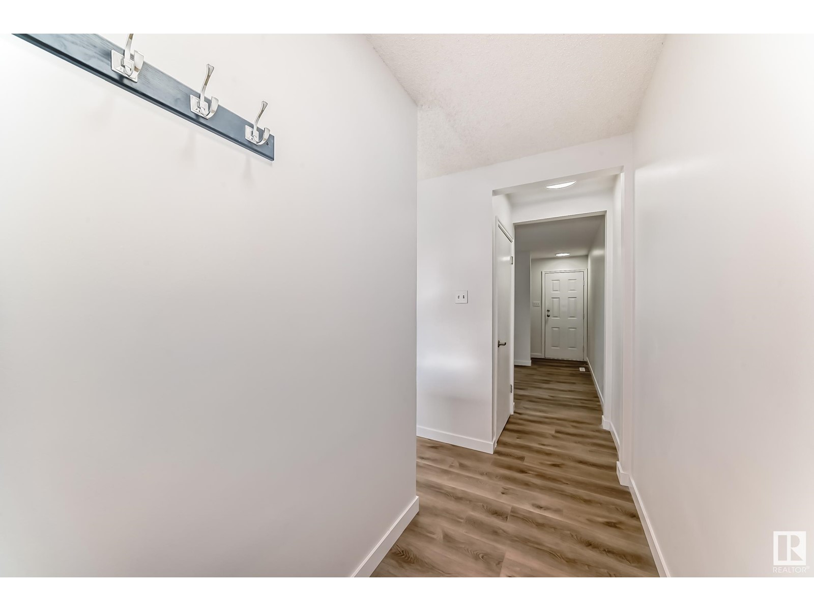 13319 85 ST NW