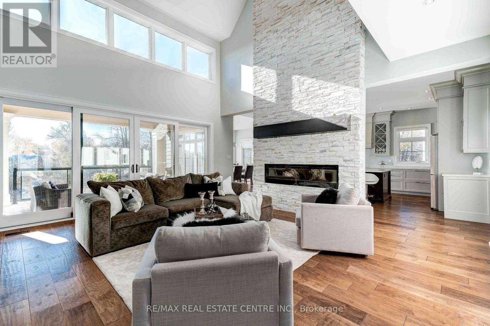 4496 HENDERSON ROAD