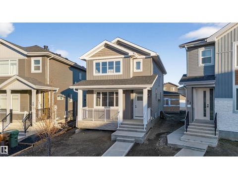 30 RASPBERRY RD St. Albert AB T8N8A3