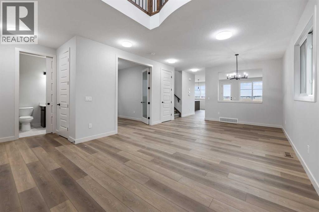 284 Savanna Drive NE