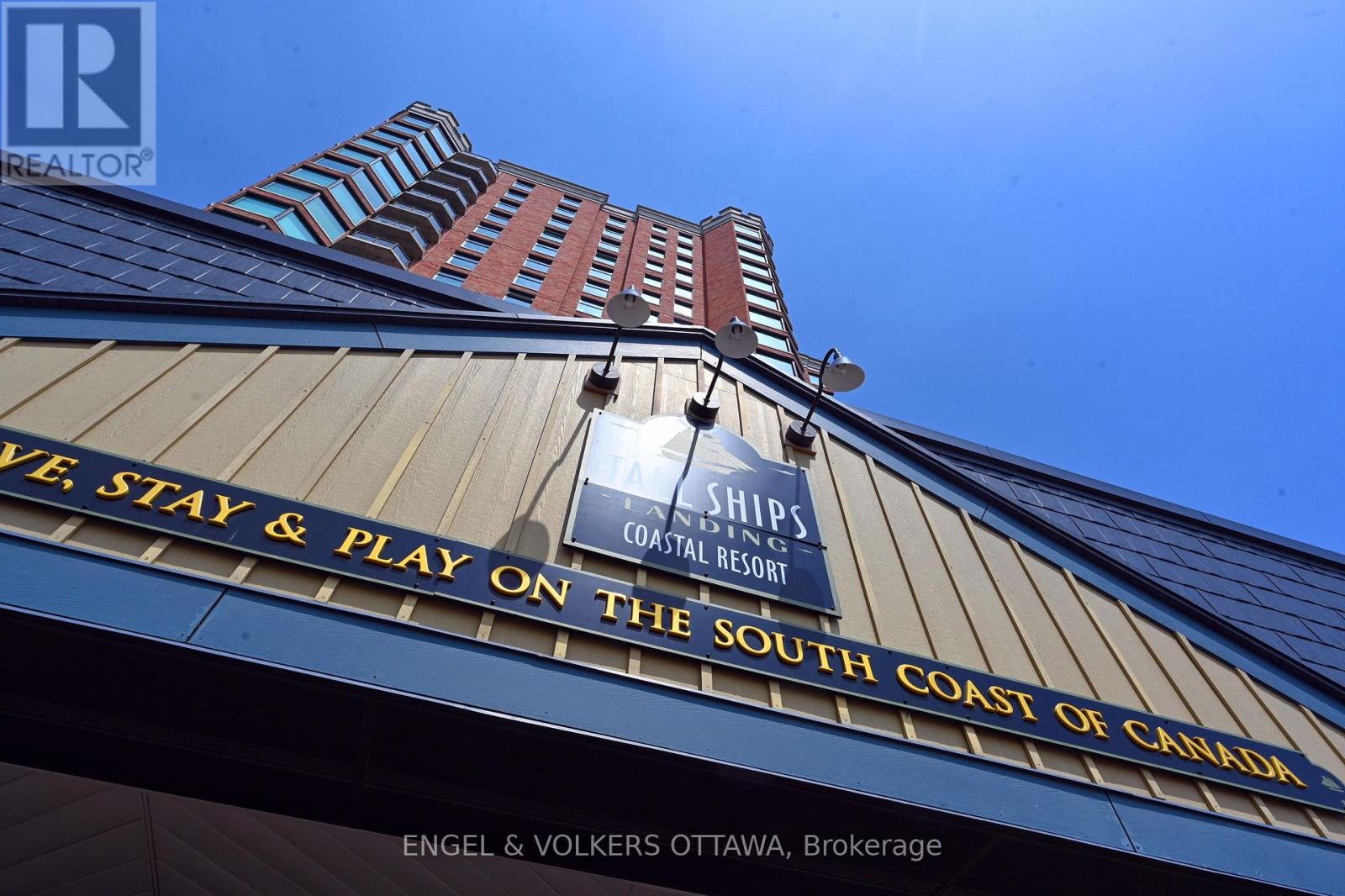 1802 - 15 ST ANDREW STREET