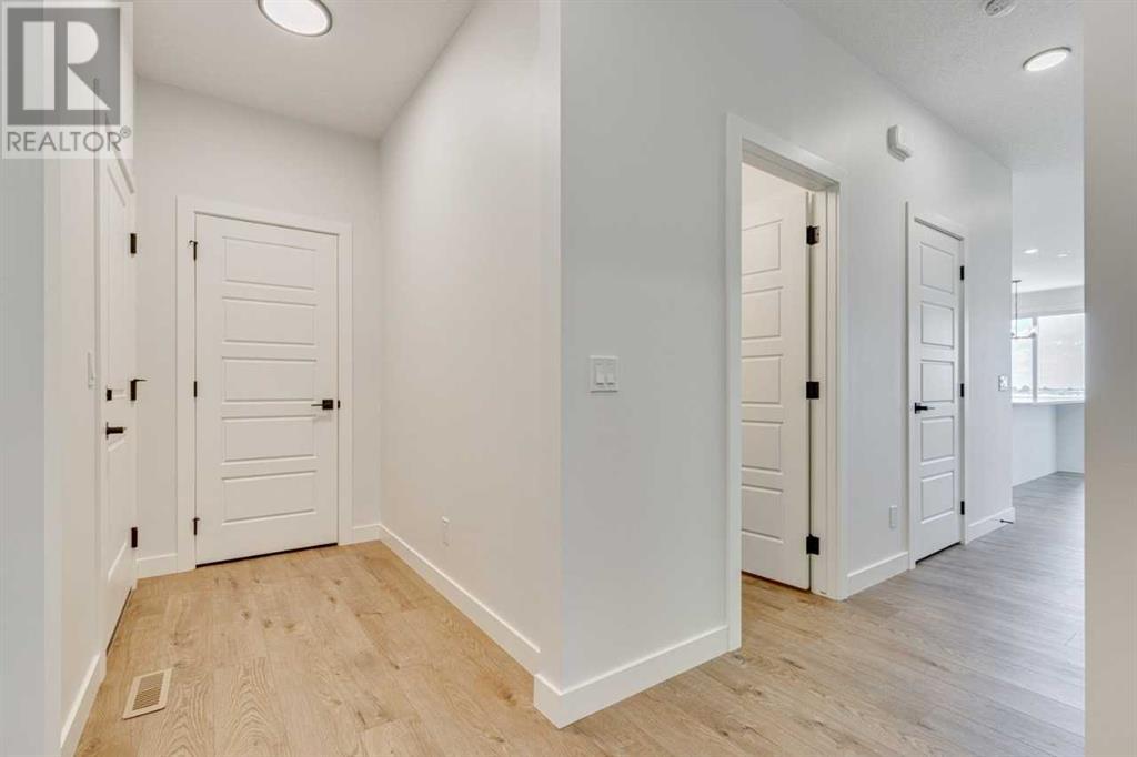 350 Hotchkiss Manor SE