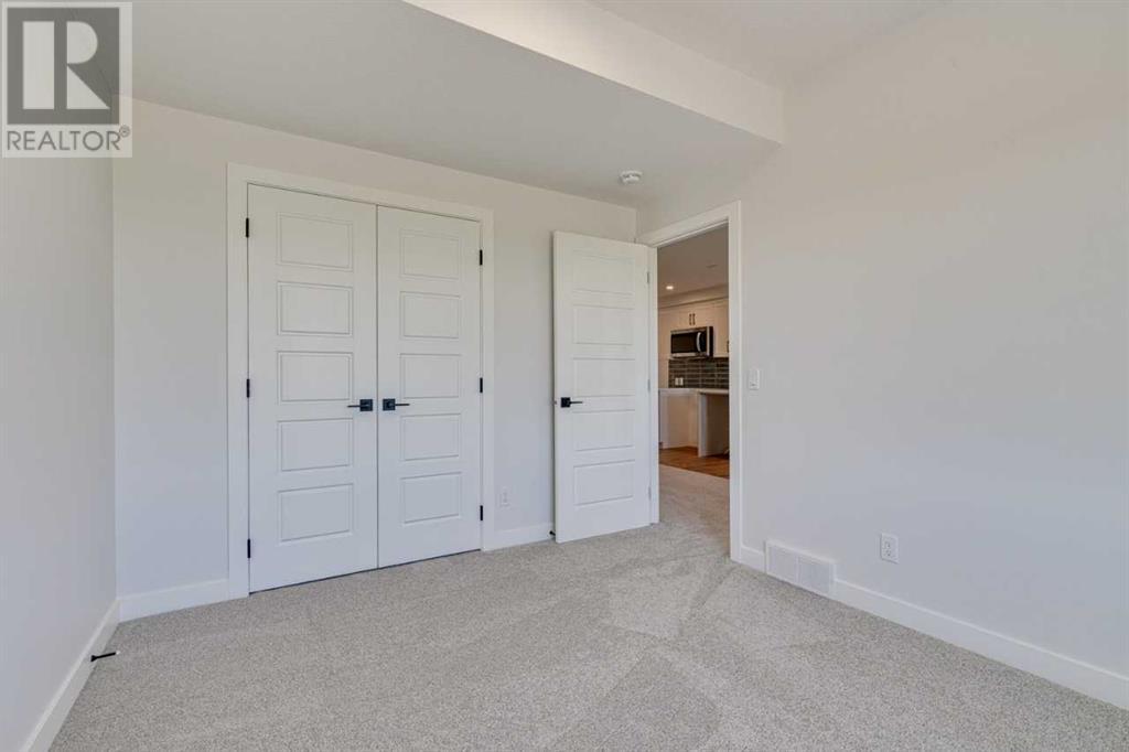 350 Hotchkiss Manor SE