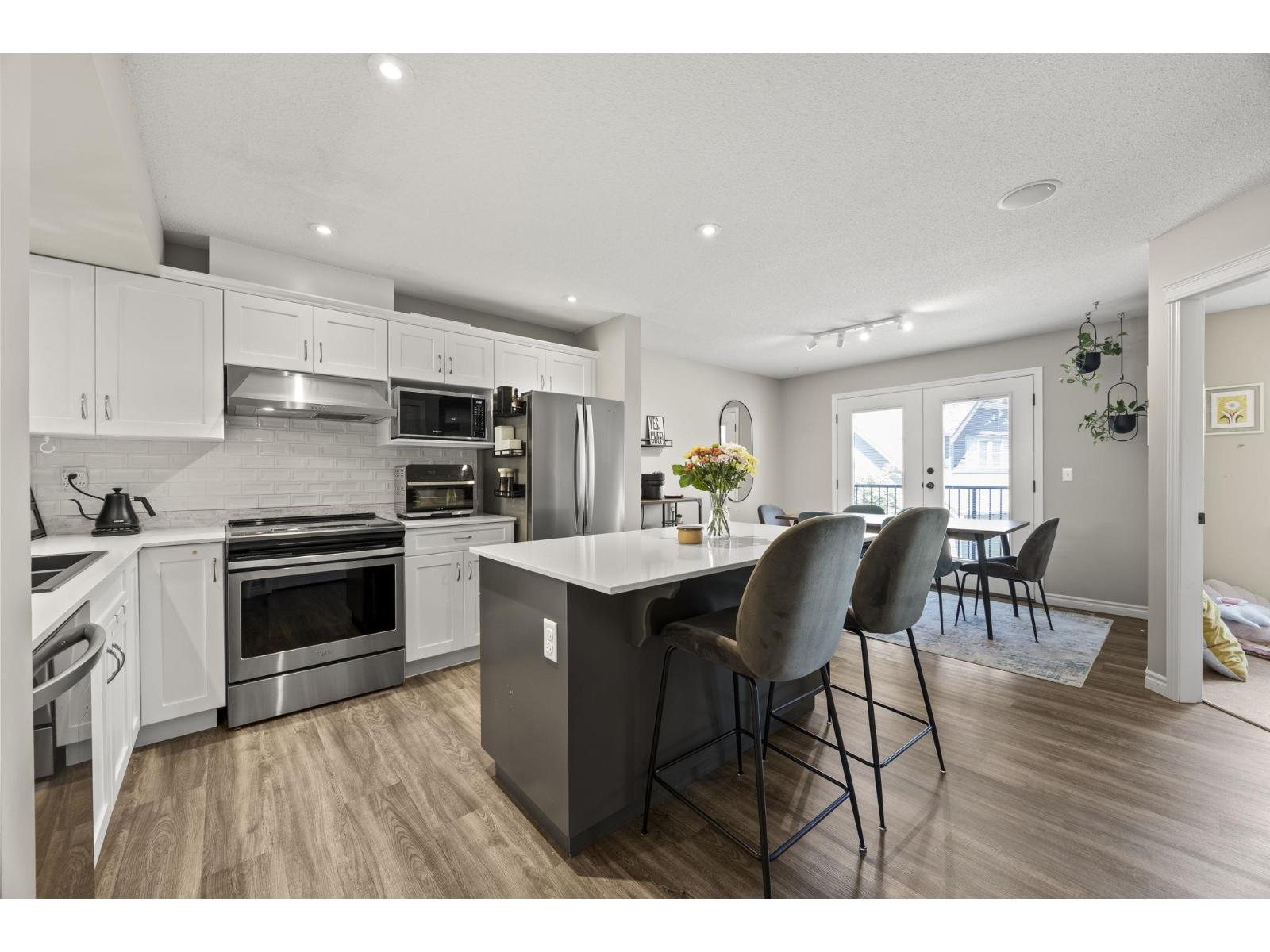 21 46840 RUSSELL ROAD|Promontory